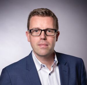 Torsten Kuehn<br>MD, MBA
